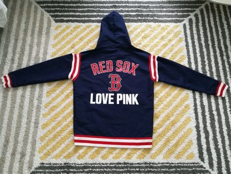 Boston Red Sox, Victoria Secret Jacke