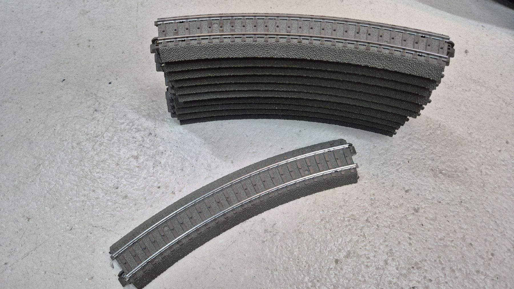 Märklin Modellini di ferrovie: Märklin 24130 C Gleis – Usato da Münsingen venduto da hausbootli