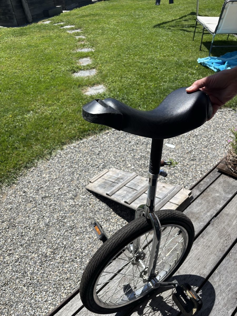 Vélos: Einrad – D'occasion à Weinfelden par andrina.96