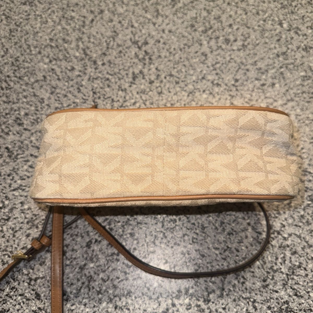 Michael Kors Taschen für Damen: Michael Kors clutch bag monogram beige leather – Gebraucht aus Basel von aaegh 8