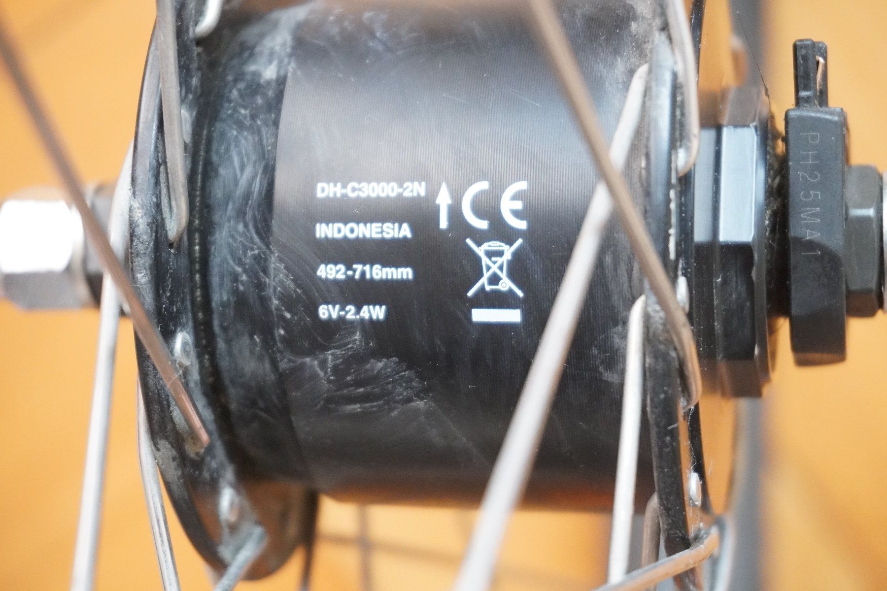 Shimano Ersatzteile: Vorderrad Nabendynamo ShimanoNexus 24" Kinder+Ersatzschlauch – Gebraucht aus Thunstetten von blob87 4