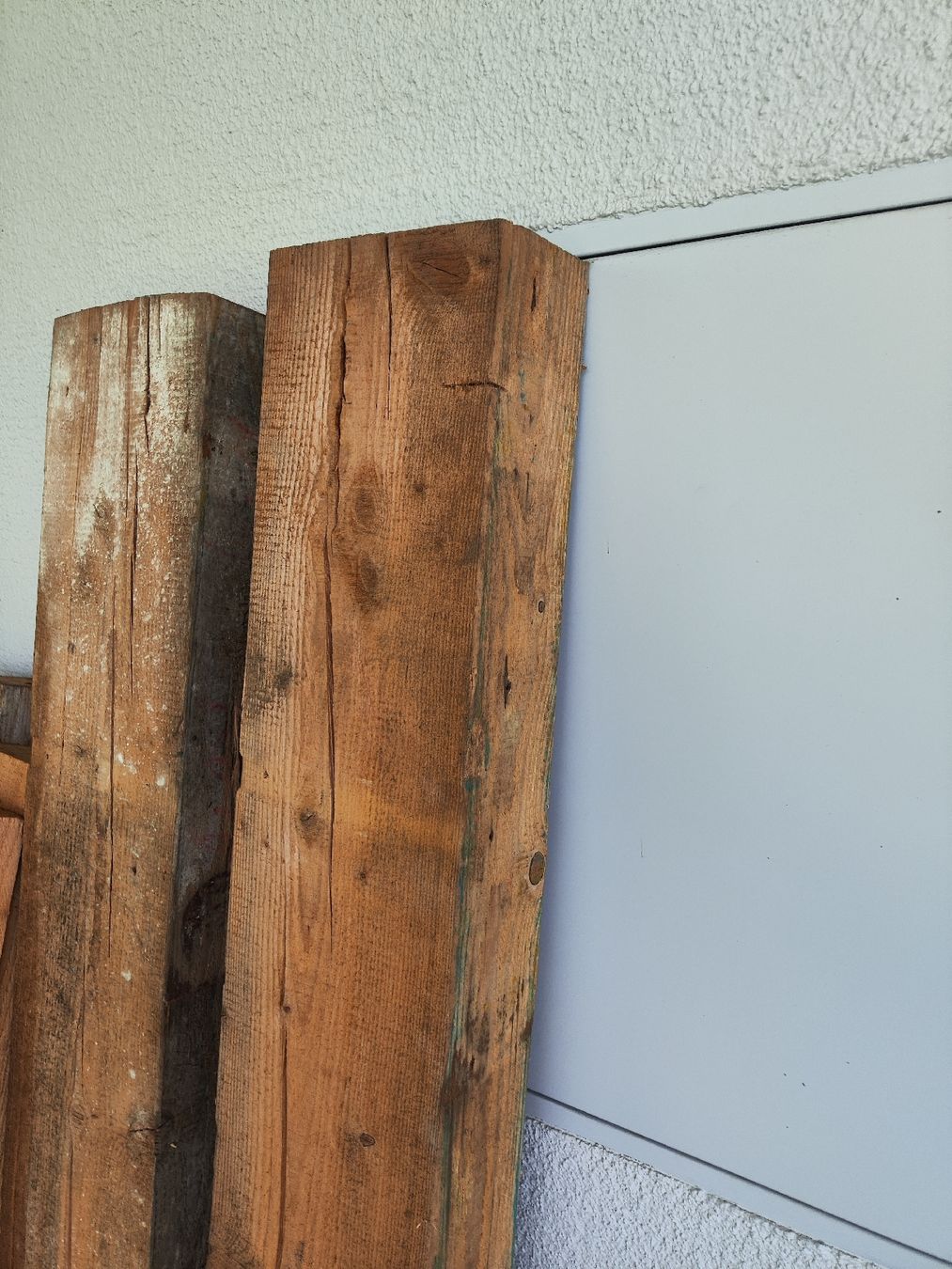 Articoli in legno: Holzbalken Kantholz verschiedene Größen – Usato da Safenwil venduto da Bibolo 3