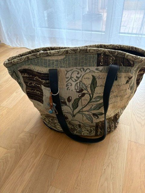 Taschen: Tasche- Schopper – Gebraucht aus Zürich von Sonnenblume_65 2