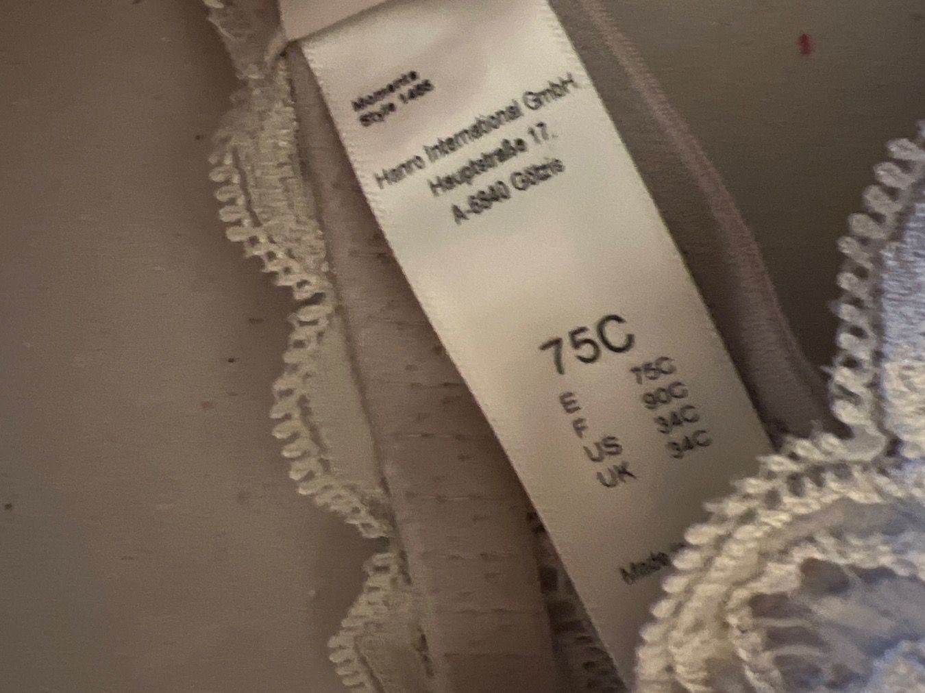 Hanro Altra biancheria intima: BH HANRO 75C neu – Nuovo (secondo la descrizione) da Dornach venduto da samuti 1