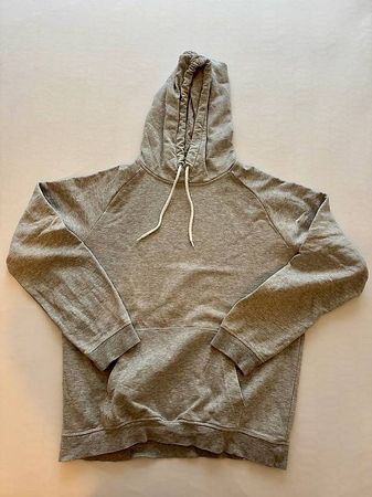 Pullover à capuche