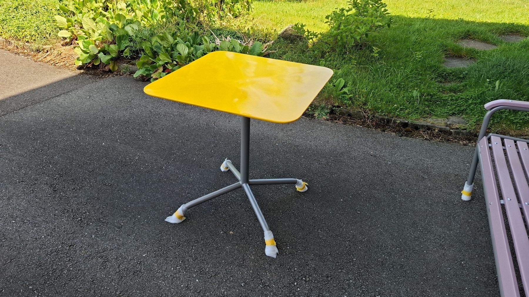 Bigla Tavoli: Bigla Gartentisch neu restauriert – Usato da Nottwil venduto da DanielB01020304 1