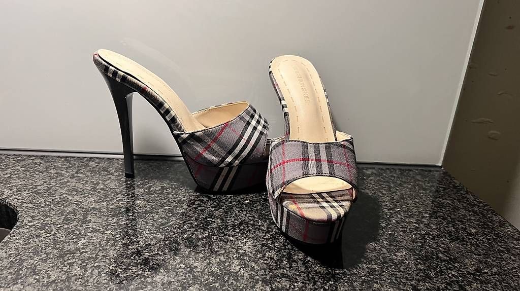 Scarpe da donna: High Heels Grösse 36 – Usato da Aarau Rohr venduto da jen_lw9f