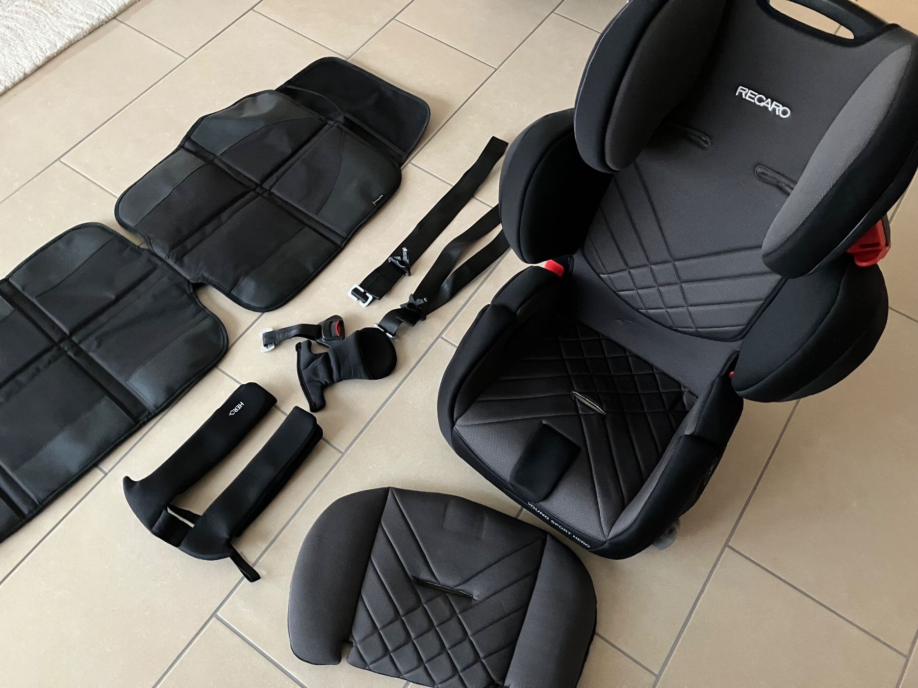Recaro Seggiolini per auto: Recaro Kindersitz – Usato da Herznach venduto da bugi76
