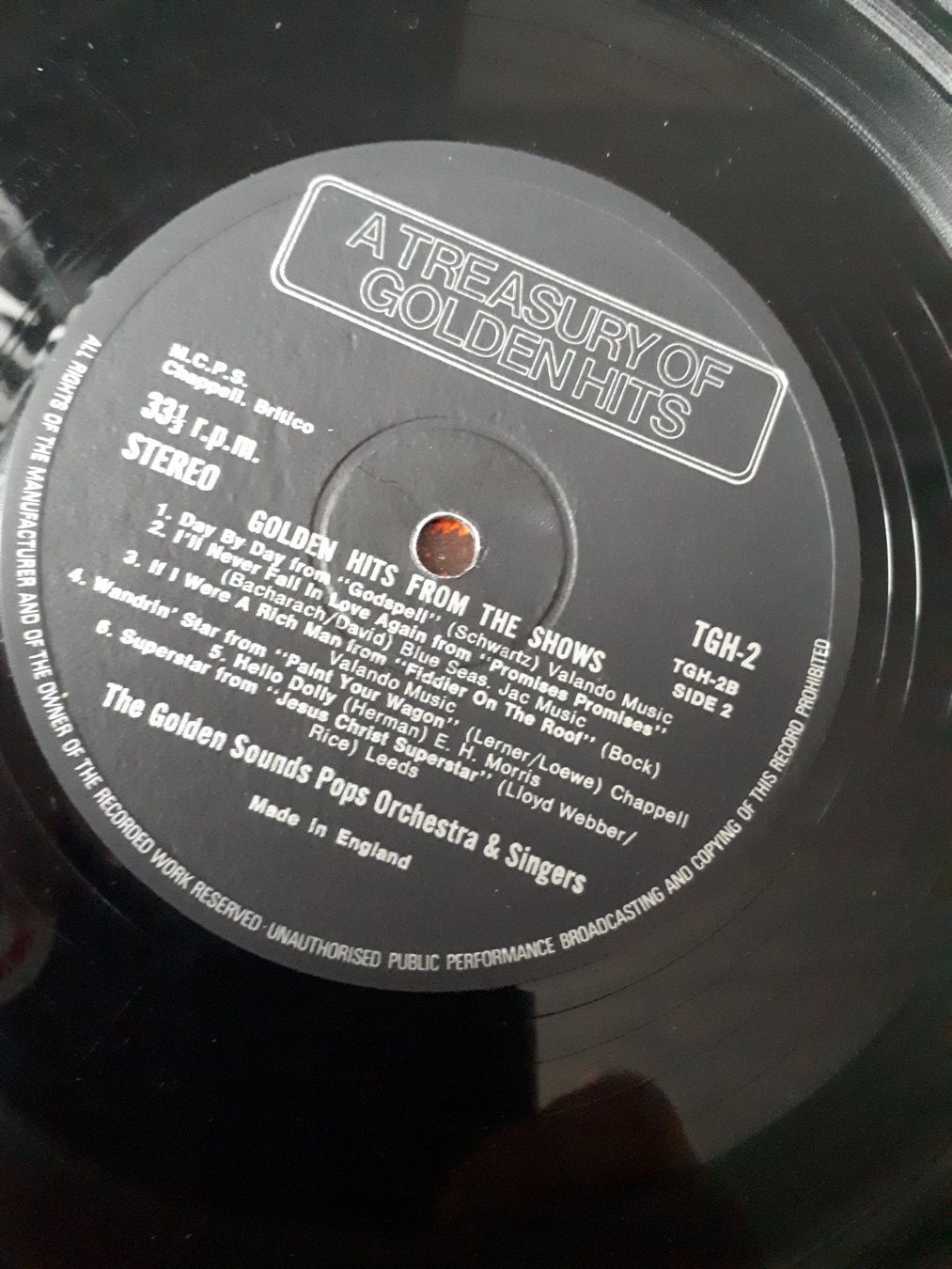 Dischi in vinile: Schallplatte Golden Hits From The Shows – Usato da Seewen SZ venduto da SuperpumaDisplayTeam 5