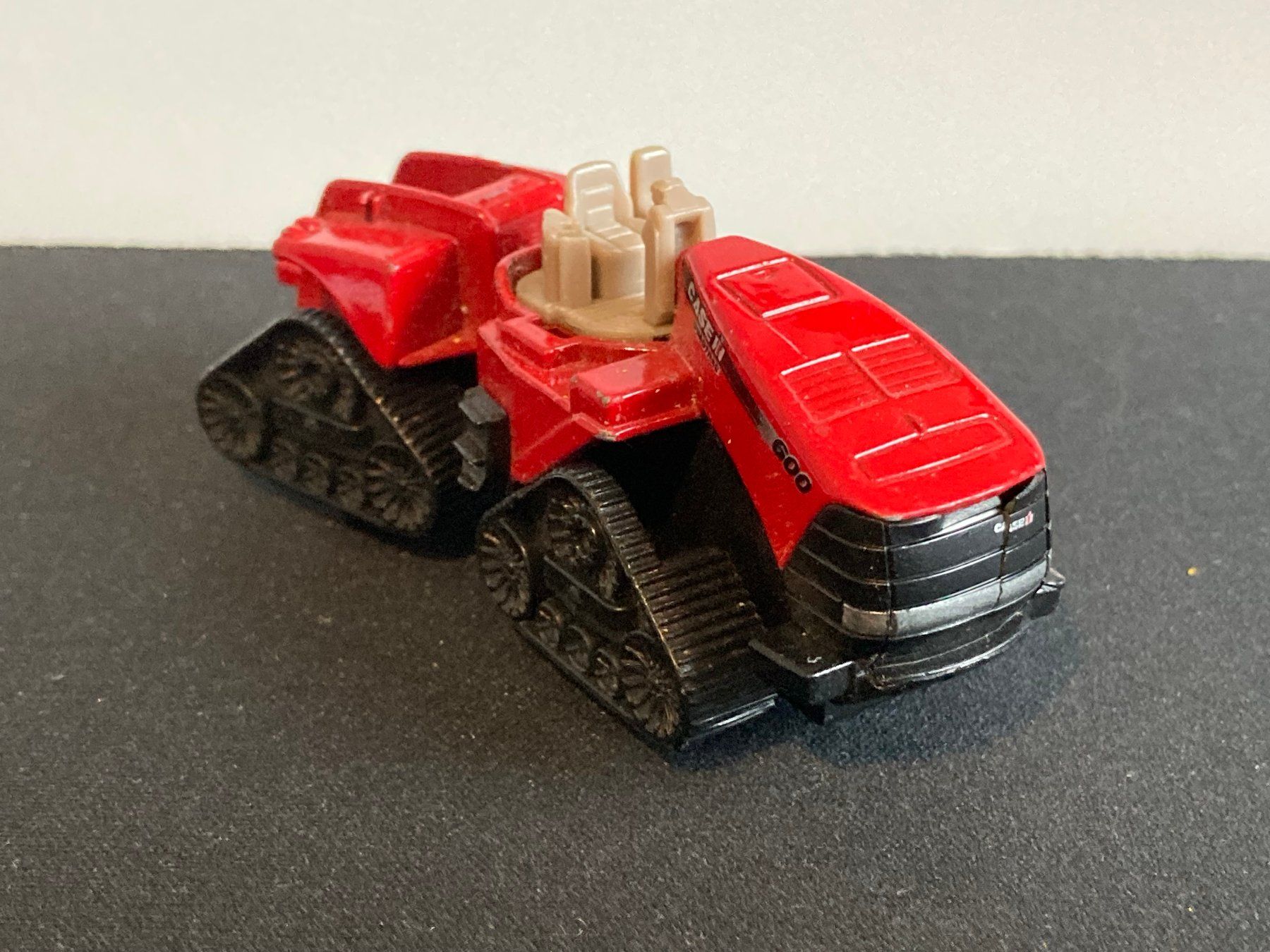 Siku Kit di modellismo & Modellini statici: SIKU Case IH Quadtrac 600 – Usato da Chur venduto da Hermes421 1