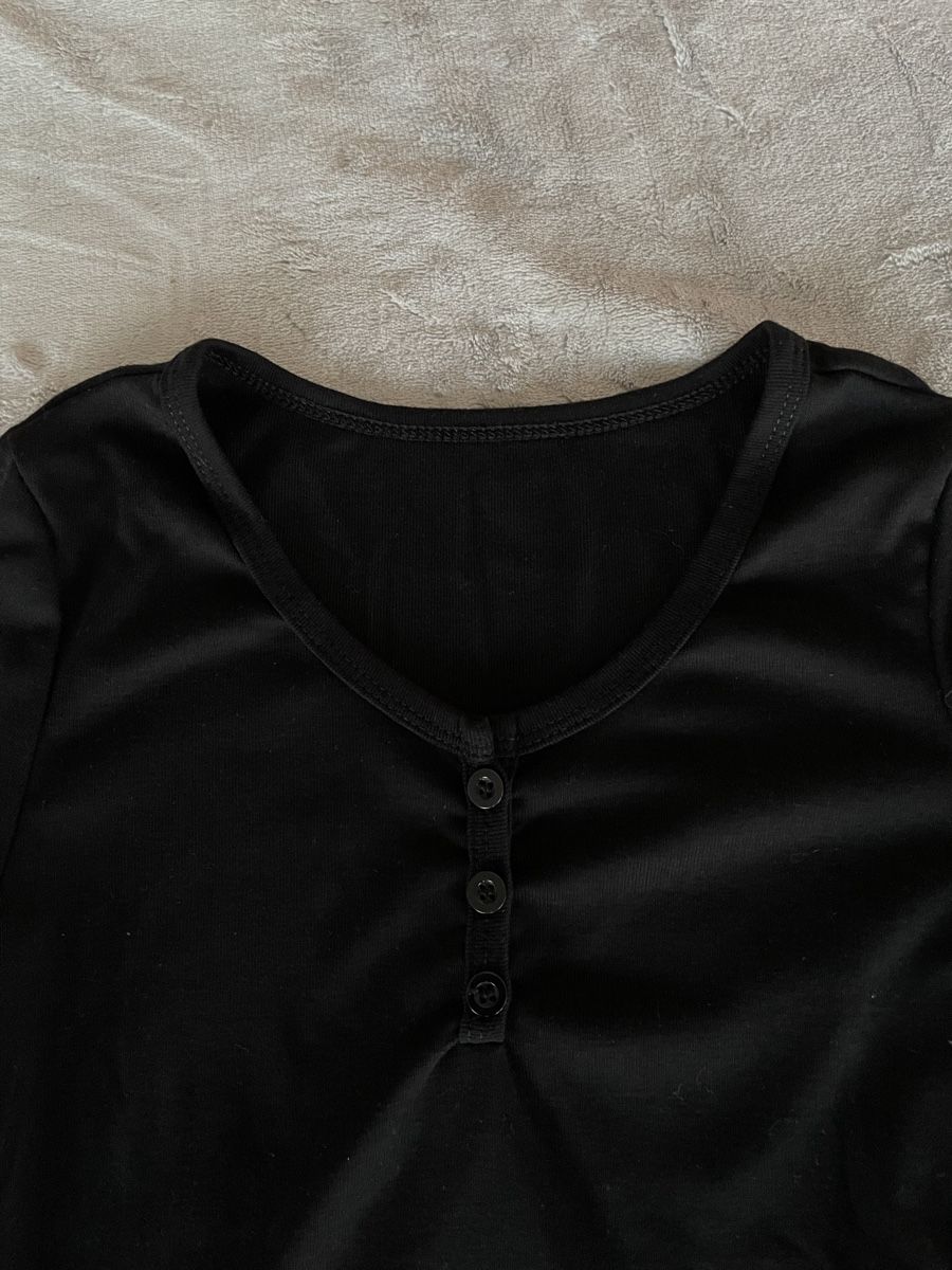 Pullover & Sweatshirts: Schwarzes Langarmshirt, Gr. XS – Gebraucht aus Stein AG von t050525 1
