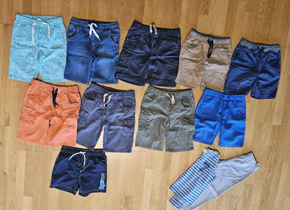 Ensembles coordonnés: 💙 XL Kleiderpaket 💙 Jungs Grösse 134-140 45 Stück – D'occasion à Seuzach par VickyJolina 4