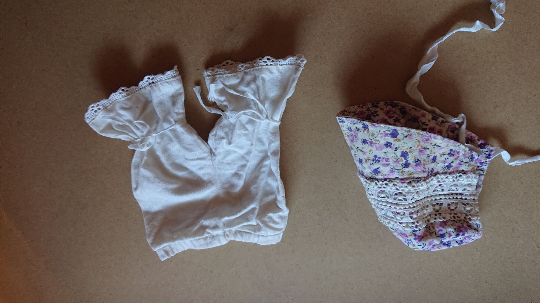 Puppen: Alte Puppenkleider – Gebraucht aus Chur von FreakofRarity 6