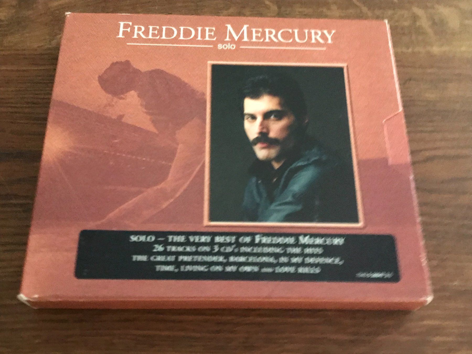 CD: FREDDIE MERCURY (QUEEN) - Solo - 3CD Box – Usato da Buchs AG venduto da Archie