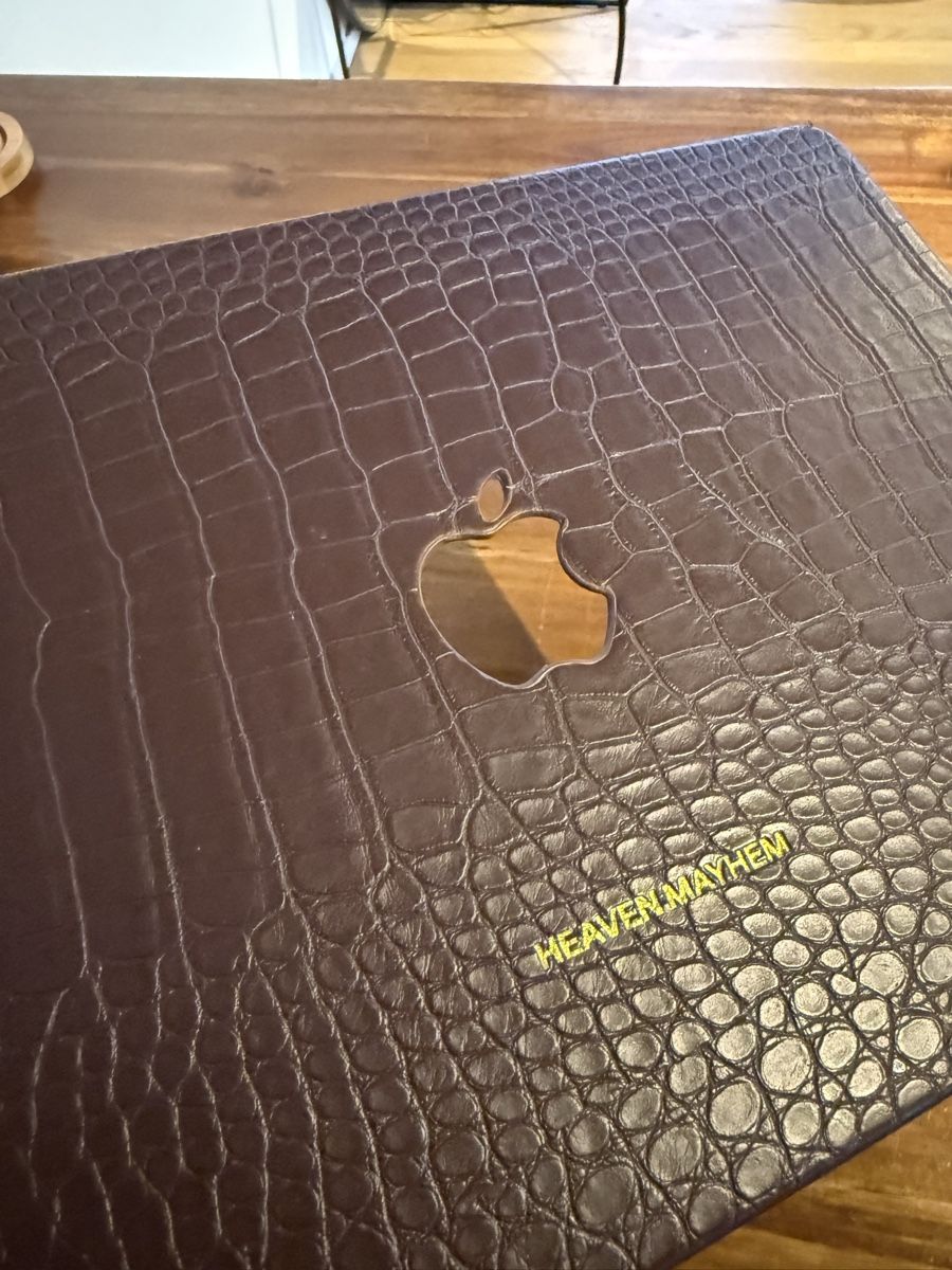 Covers & Taschen: Laptop Cover  – Gebraucht aus Luzern von Itsclaire 4