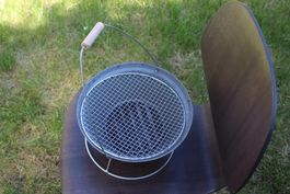 Gusseiserne Feuerschale tragbarer Grillkocher Holzkohleofen