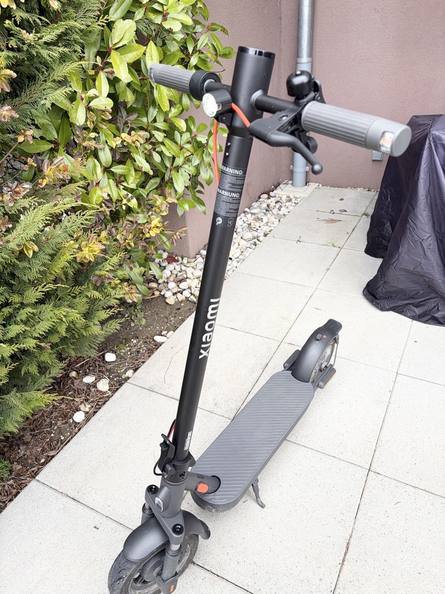 Xiaomi Kickboard: Trottinette électrique Xiaomi Elite – Usato da Chavornay venduto da mai_6sqy 3
