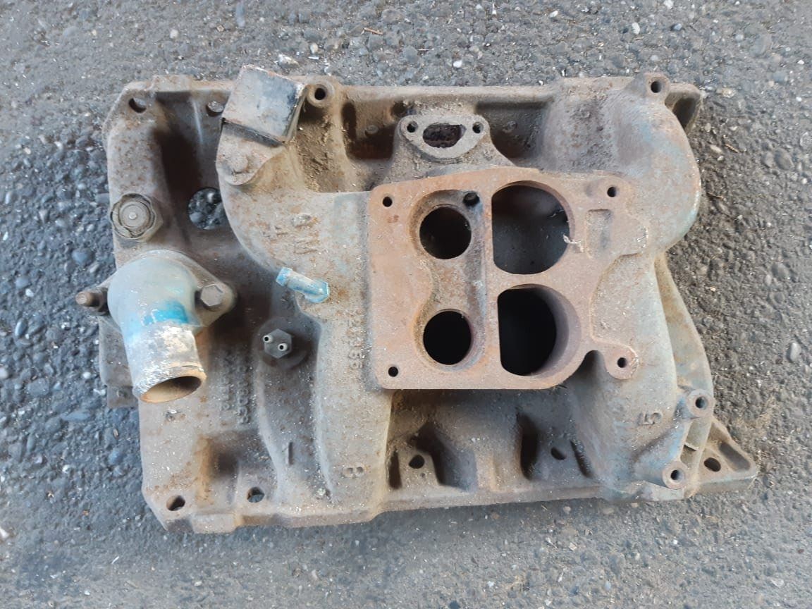 Pontiac Alle Autoersatzteile: Ansaugspinne GM Pontiac 400cu Motor – Gebraucht aus Niedergösgen von usc_8fsx