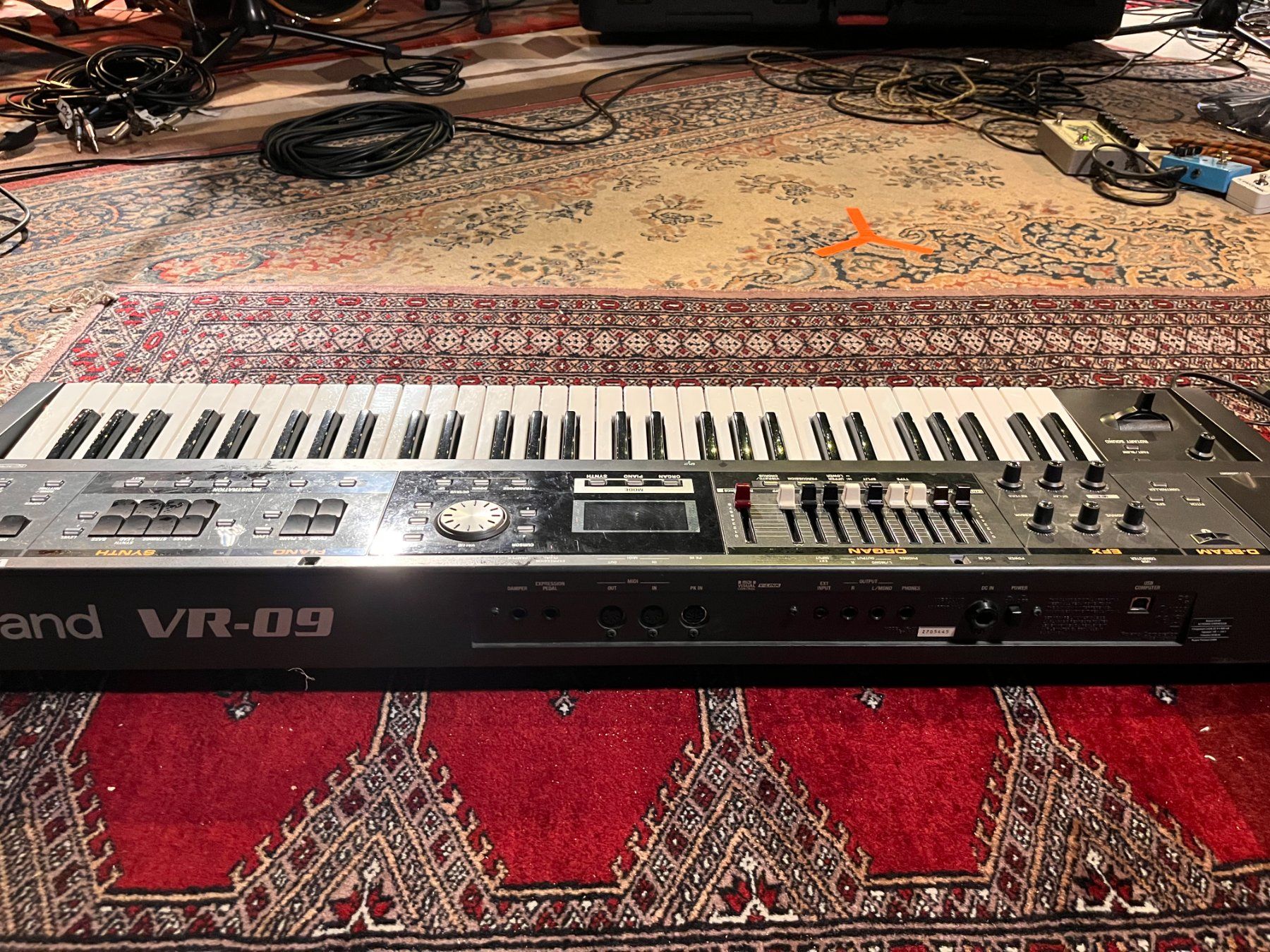Roland Musikinstrumente: Roland VR-09 Keyboard – Gebraucht aus Bern von PJB 1