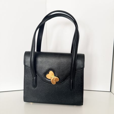 ✨Rare✨Courreges Paris Turnlock Heart Handbag