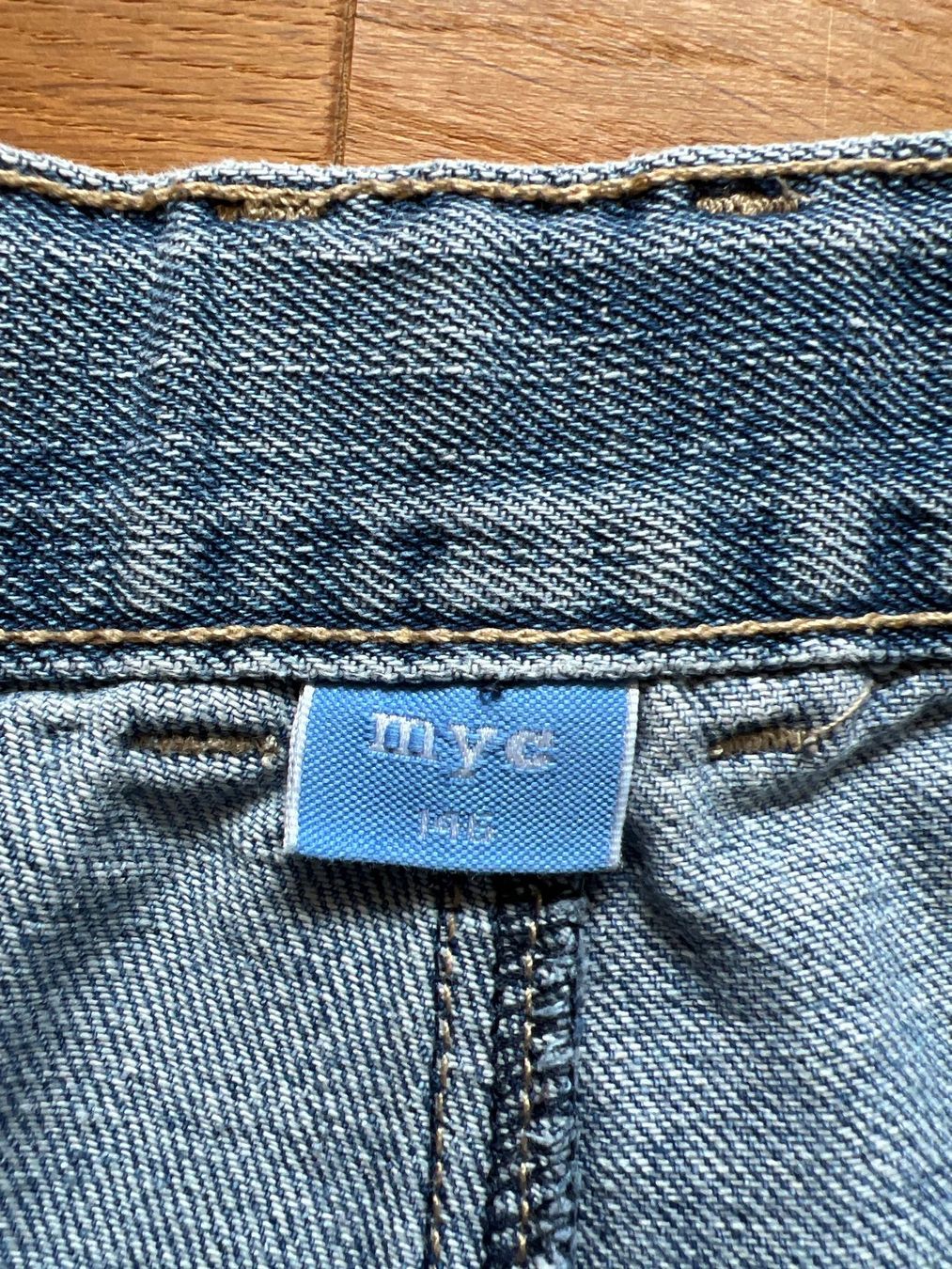 Hosen: Jeanshose 146 – Gebraucht aus Lengnau BE von Rubin27 2