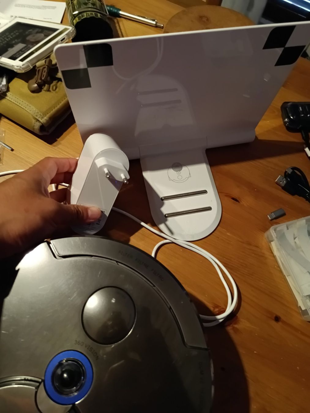 Dyson Aspirateurs & Accessoires: Dyson Eye 360 – Défectueux à Bertschikon (Gossau, ZH) par SJLPHI 3