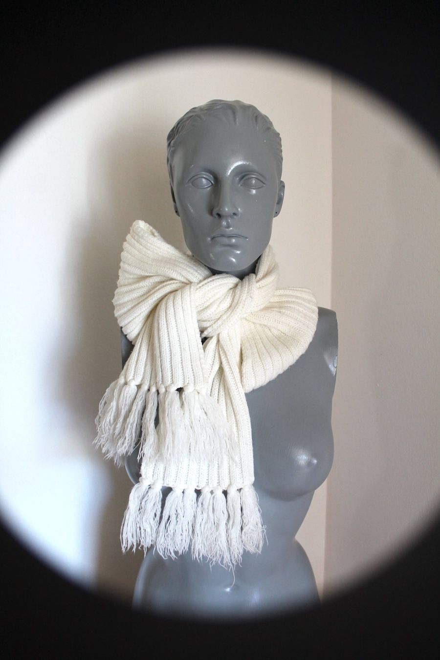 Foulard & Sciarpe: Schal, Eierschalenfarben – Usato da Locarno venduto da madame-tus-sauds 5