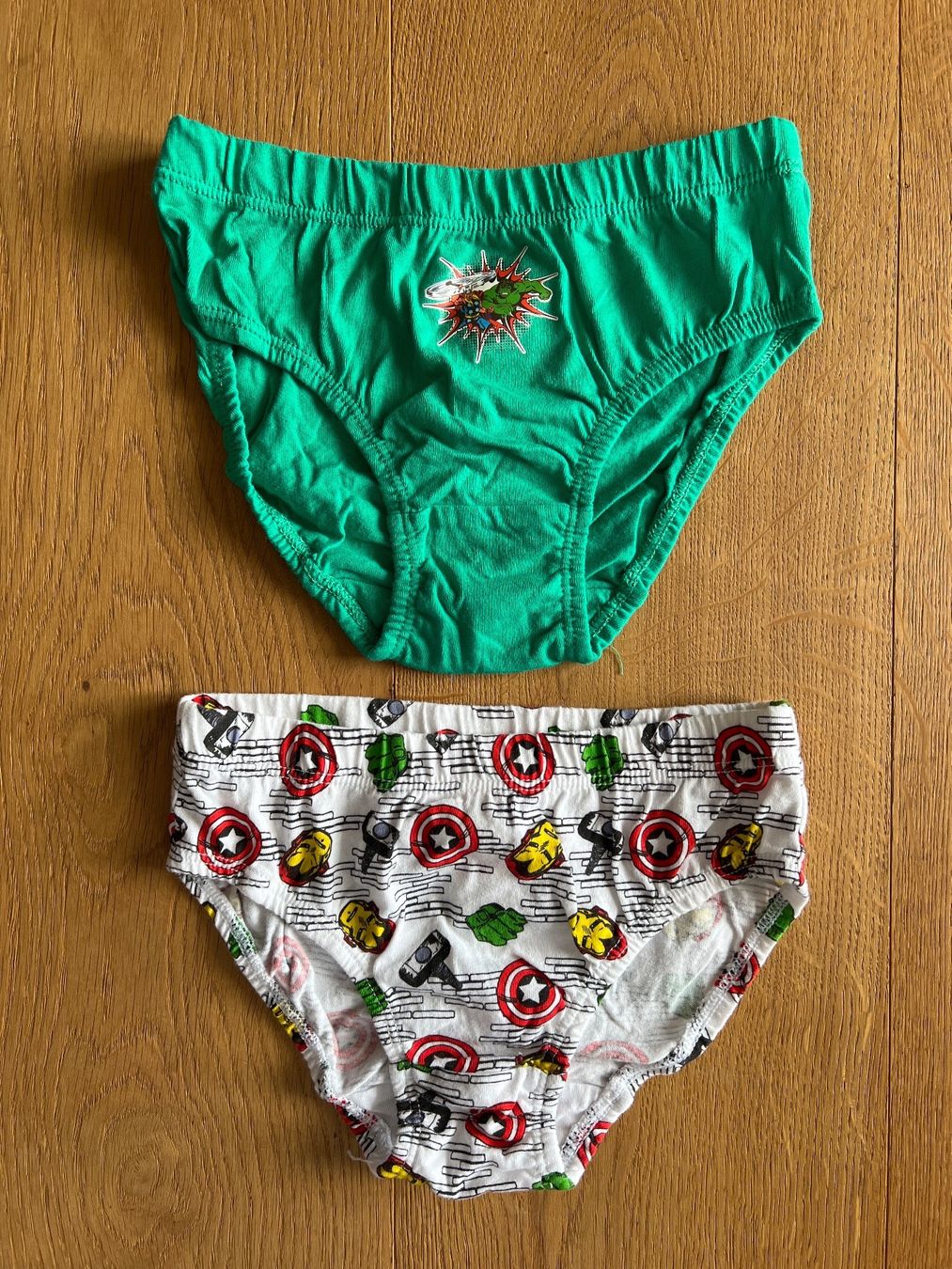 Lotti & Set di vestiti: Kleiderpaket Grösse 104 – Usato da Lengnau BE venduto da Rubin27 5