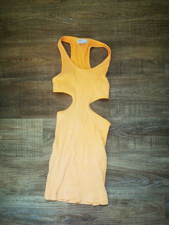 Bershka Sommer Top XS Orange mit Cut Outs