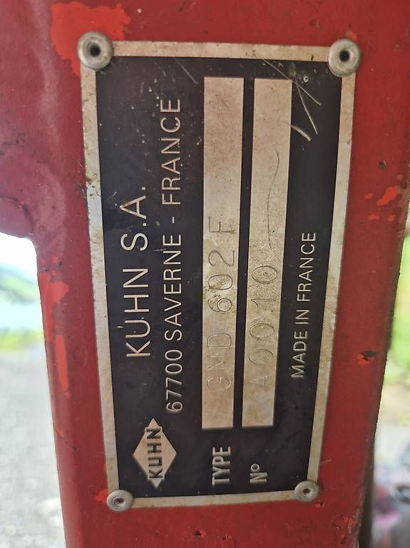 Raccolta foraggio grezzo: Kuhn – Usato da Sachseln venduto da Cat_m320f 2