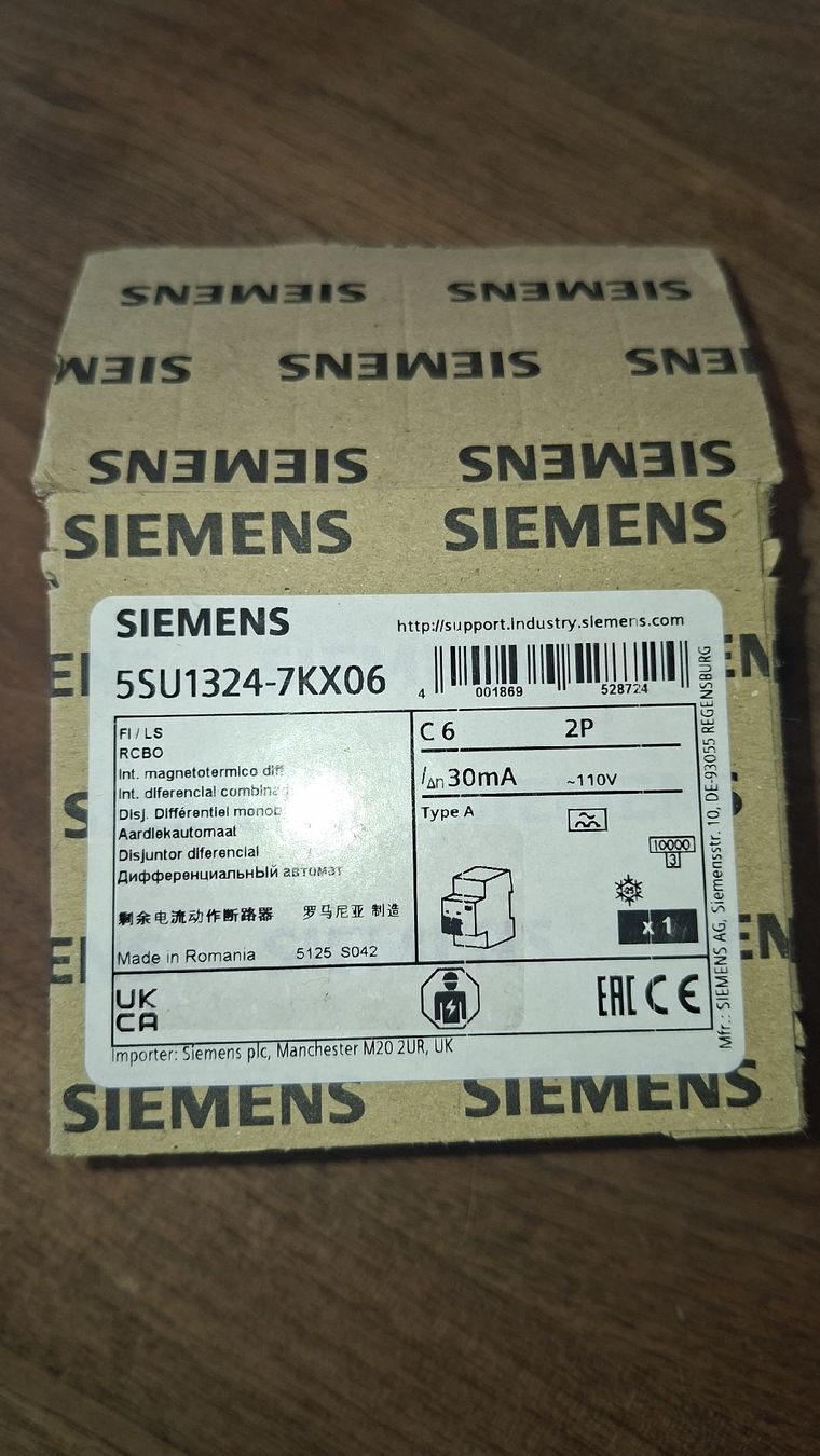 Siemens Interruttori: Siemens FI/LS-Schalter – Nuovo e nell'imballaggio originale da Huttwil venduto da Hanzo31 1