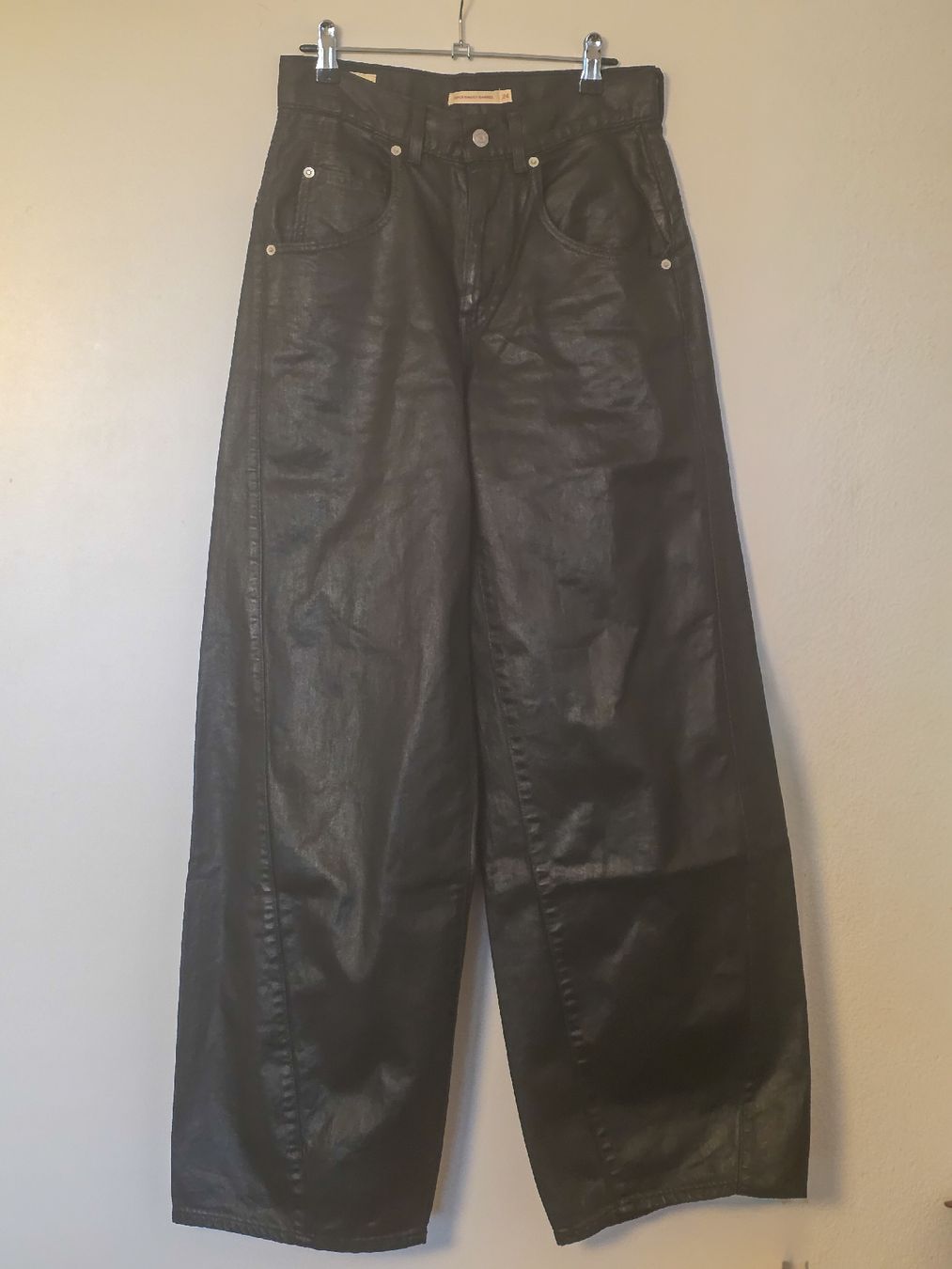 Levi's Jeans: Levi's barrel jeans – Usato da Glattbrugg venduto da ros_y7gs