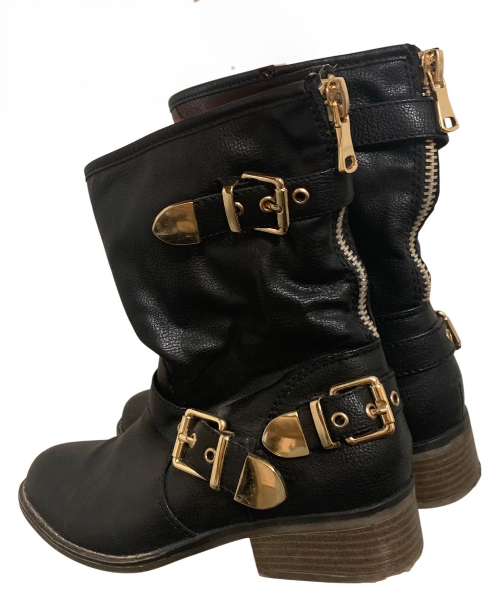 Damenschuhe: Boots black & gold Size 38 – Neu (gemäss Beschreibung) aus Chur von bal_xs69 2