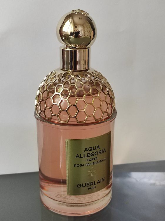 Guerlain Profumi & Eau de Toilette: Parfum Guerlain Rosa Palissandro forte 125 ml – Nuovo (secondo la descrizione) da Renens VD venduto da cla_7zv5