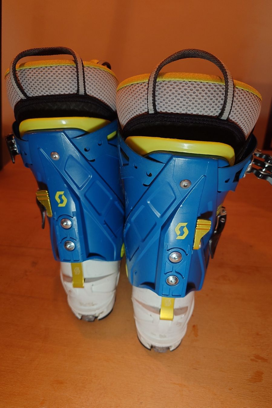 Scott Herrenschuhe: Touren-Skischuhe Scott superguide – Gebraucht aus Bern von sum_ymv6 1