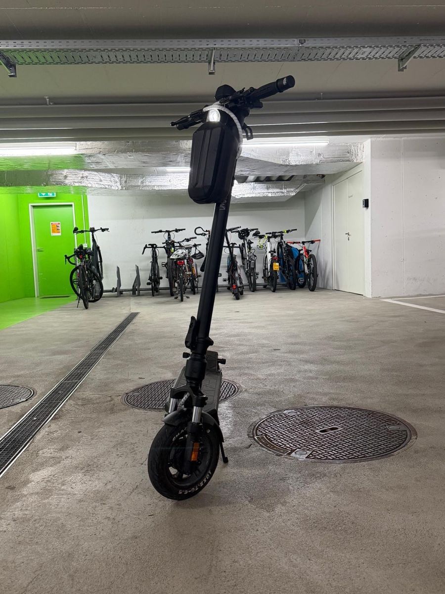 VMAX Kickboard: VMax e-Scooter VX2 Hub. 70km Reichweite  – Usato da St. Gallen venduto da SYu_1122 1