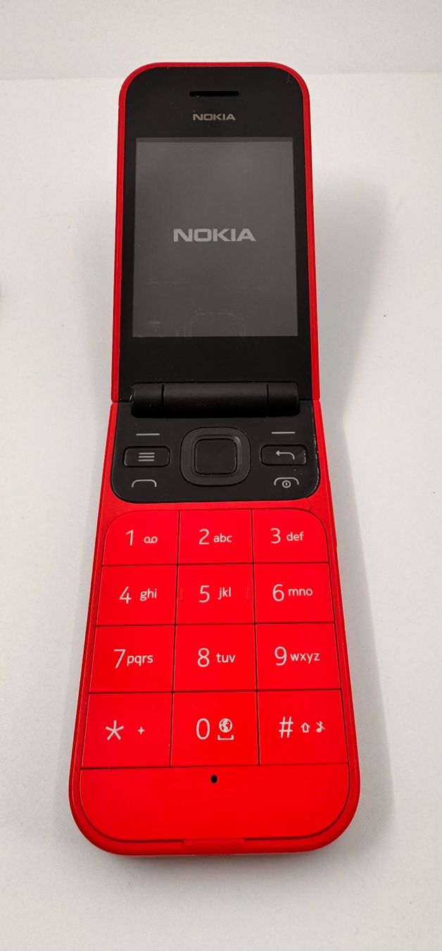 Nokia Portables: Nokia 2720 Flip 4G Dual SIM – D'occasion à Hermetschwil-Staffeln par Mobile2013 2