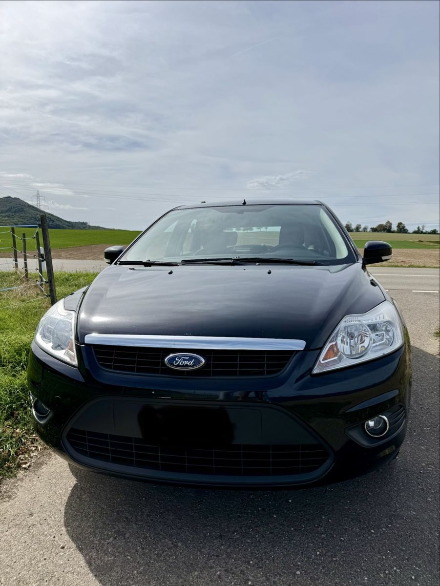 Ford Automobili: Ford Focus 1.6i (2010) – Usato da Zeiningen venduto da Eagleeye2 1
