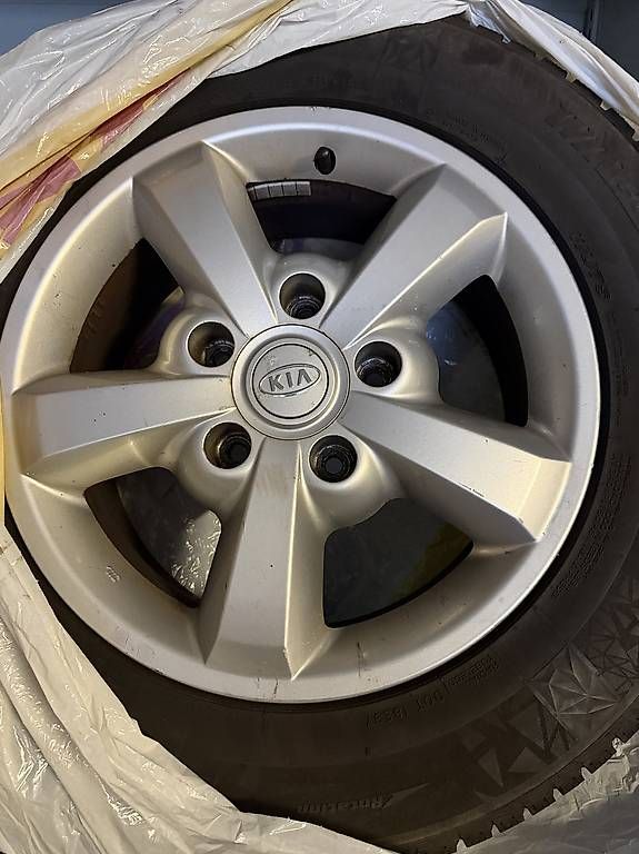Cerchioni: Ruote originali KIA Sorento – Usato da Melano venduto da Nmasterx