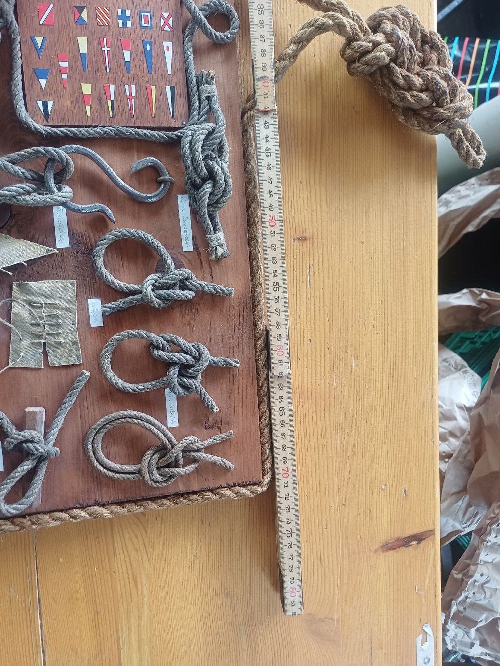 Toutes les décorations: Knotenbrett – D'occasion à Wangenried par Recycler94 5