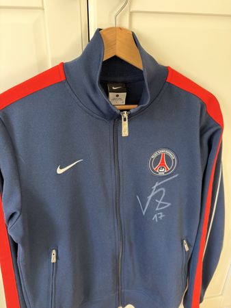 PSG Nike Trainingsjacke signiert von Vitinha – Gr. M selten!