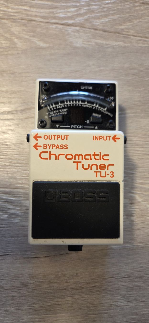 Boss Strumenti musicali: Boss Chromatic Tuner TU-3 – Usato da Meikirch venduto da livingpie