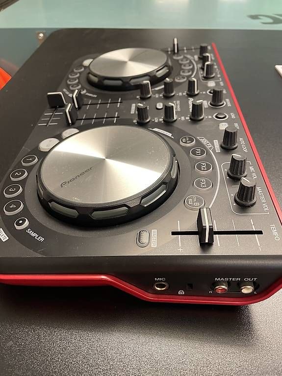 Console di mixaggio: Mischpult Pioneer – Usato da Oberbüren venduto da Hilux12 2