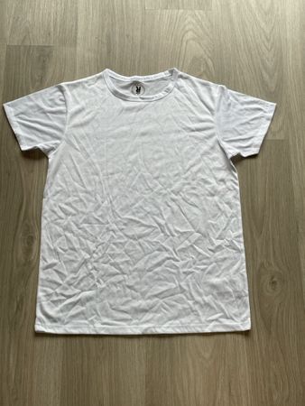 Weisses T-Shirt, Grösse M, ideales Sommer-Basic!
