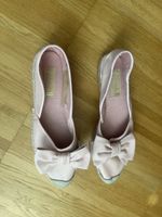 Summer shoes as New