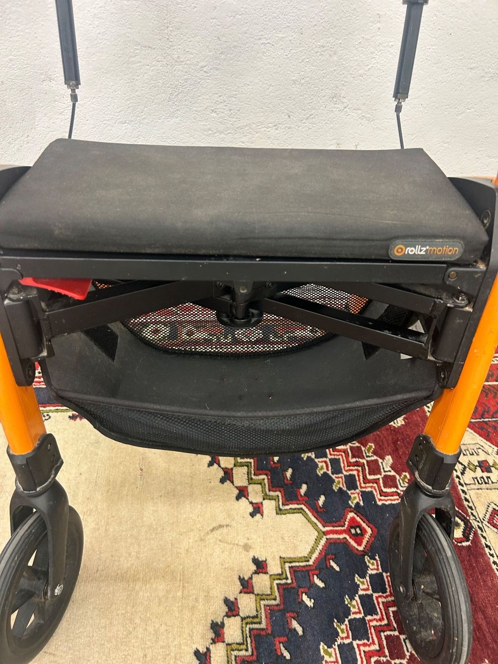 Ausili per la deambulazione: Rollator / Gehhilfe Bimeda zusammenklappbar – Usato da Zürich venduto da Levelart 2