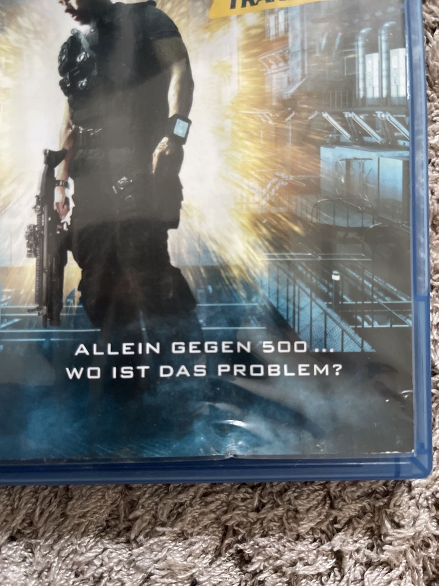 Tutti i DVDs: Lockout, Action-Spektakel mit Guy Pearce, Blu-ray – Usato da Unterkulm venduto da AnoliOccasion 1