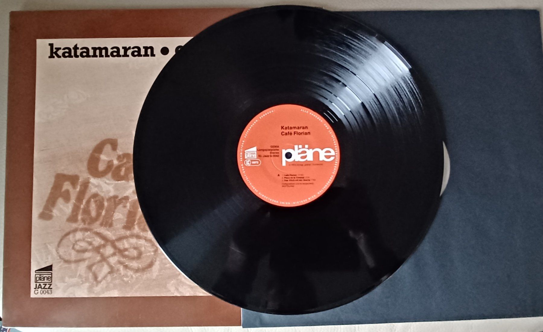 Dischi in vinile: Katamaran - Café Florian 1978 DE , Jazz/ Fusion – Nuovo (secondo la descrizione) da Hägendorf venduto da Plattenhardt 2