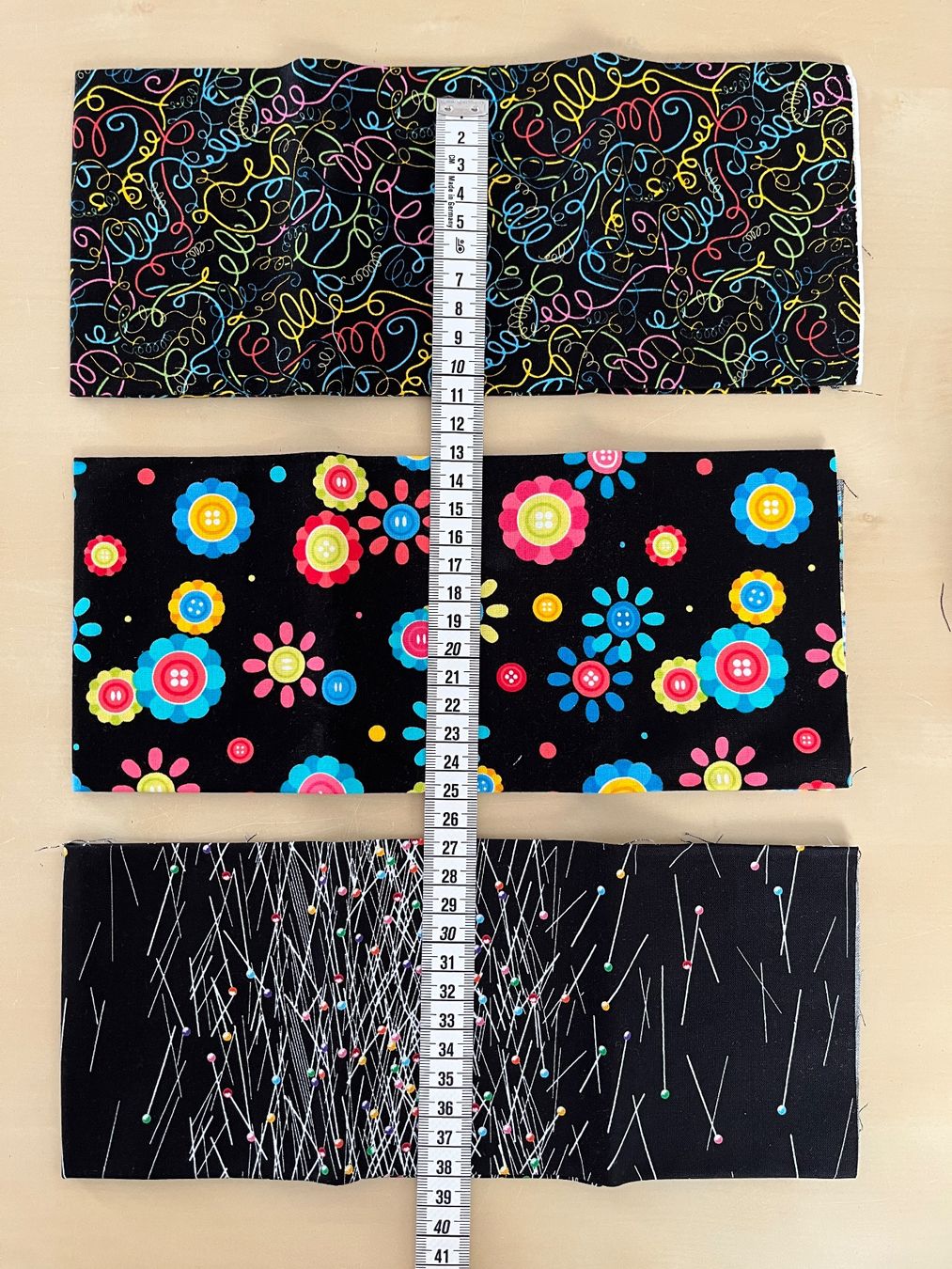 Tessuti: Patchworkstoff  9FQ, Thema Nähen no.2 – Nuovo (secondo la descrizione) da Seuzach venduto da KreativmitStoff 3