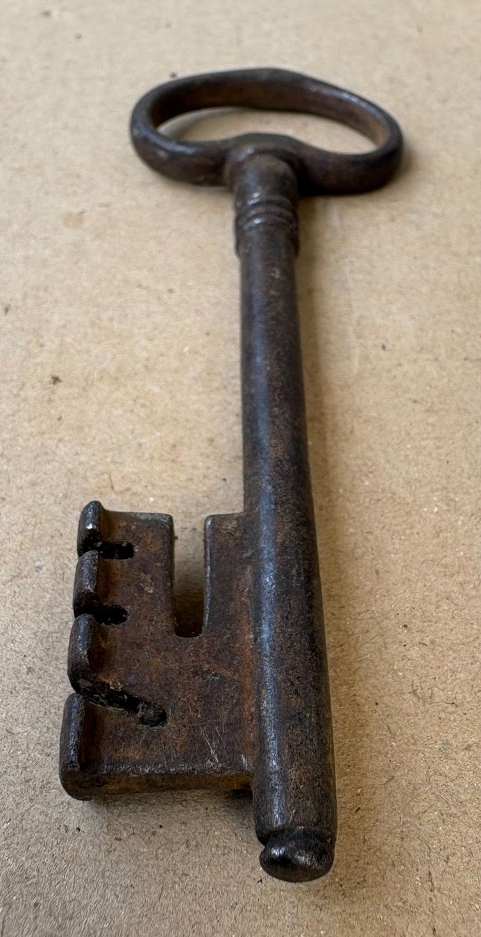 Schlüssel: VINTAGE EISENSCHLÜSSEL – Gebraucht aus Ostermundigen von wini63 3